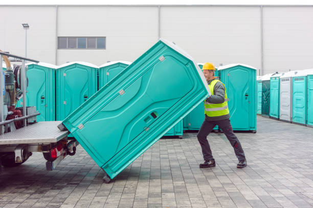 Best Portable toilet rental cost  in Randolph, WI